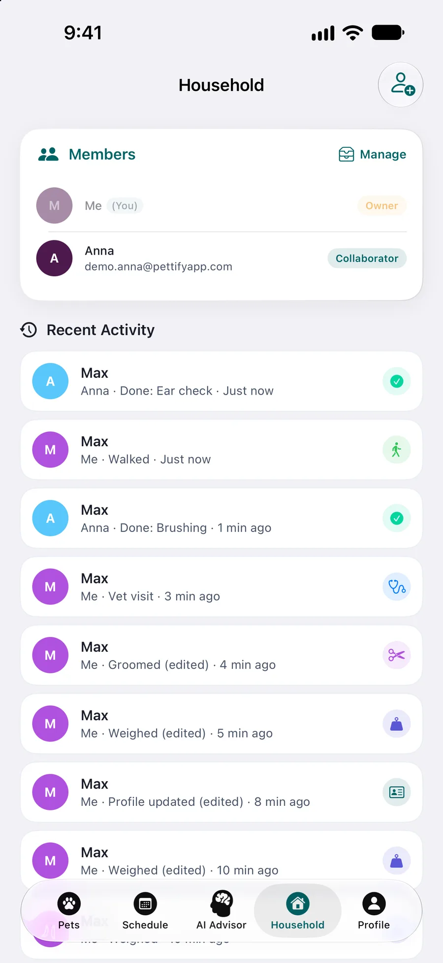 App Pettify: schermata Casa con i membri e il feed Attività recente